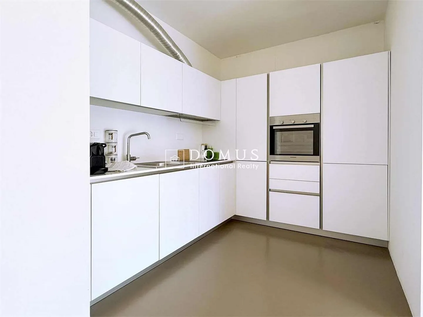 Appartamento moderno spazioso - Foto 3 di 11