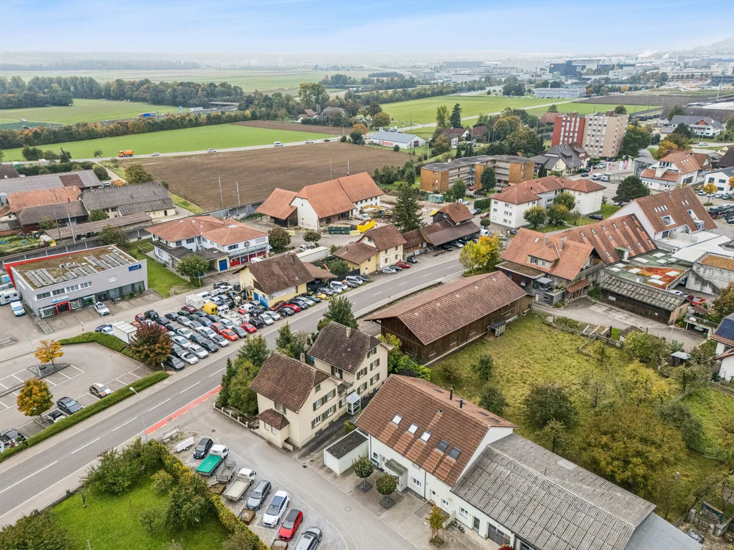 Casa bifamiliare nella zona commerciale - da ristrutturare e centralmente situata - Foto 13 di 13