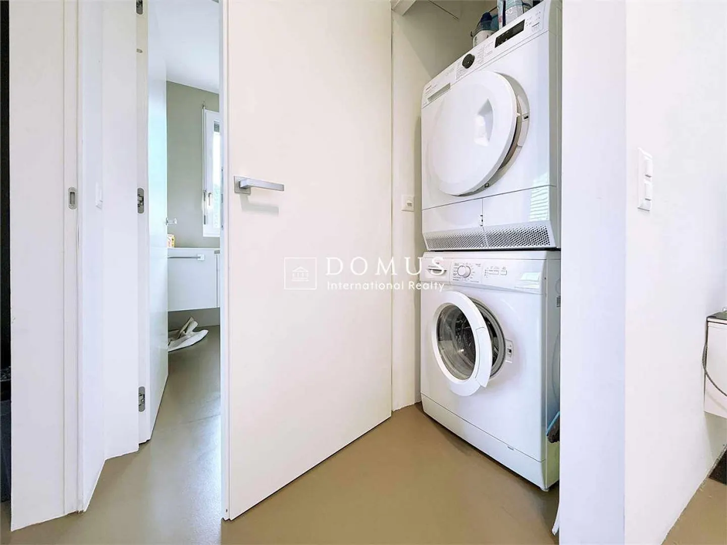 Appartamento moderno spazioso - Foto 8 di 11