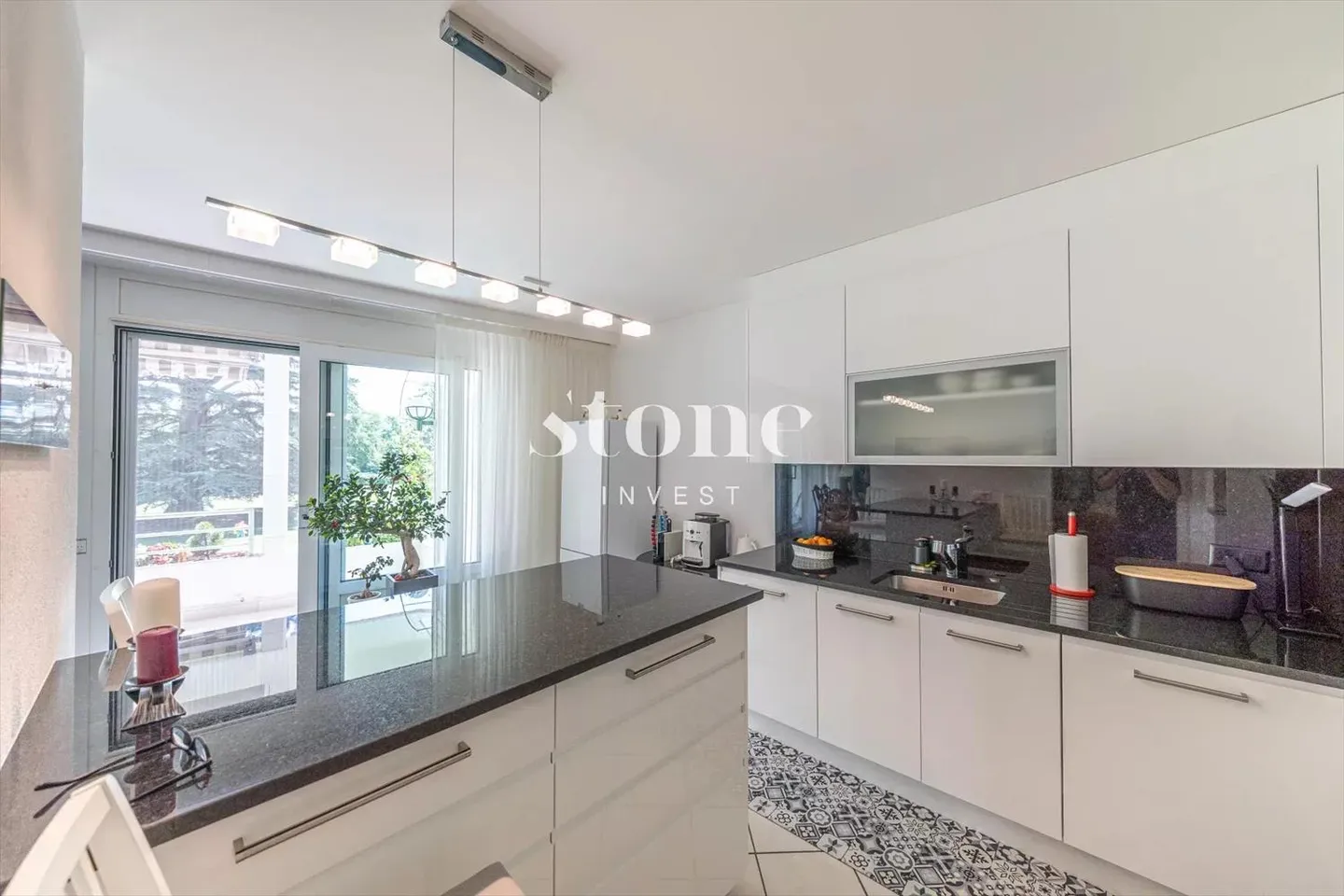 Wunderschöne Wohnung mit atemberaubendem Blick! - Foto 6 von 9