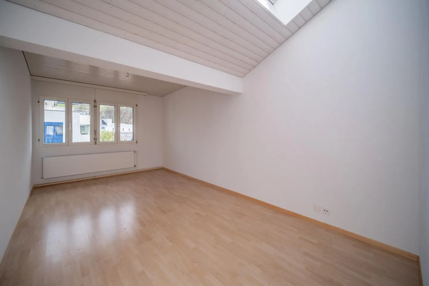 Grosszügige 5.5 Zimmer Wohnung mit Terrasse - Foto 7 di 10