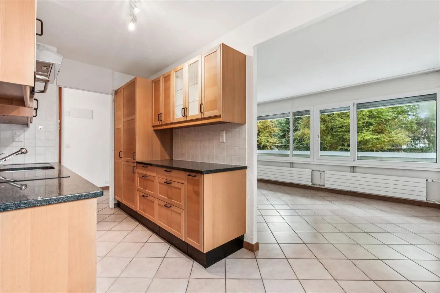 Apartment with 4 rooms and balcony - Photo 6 of 11