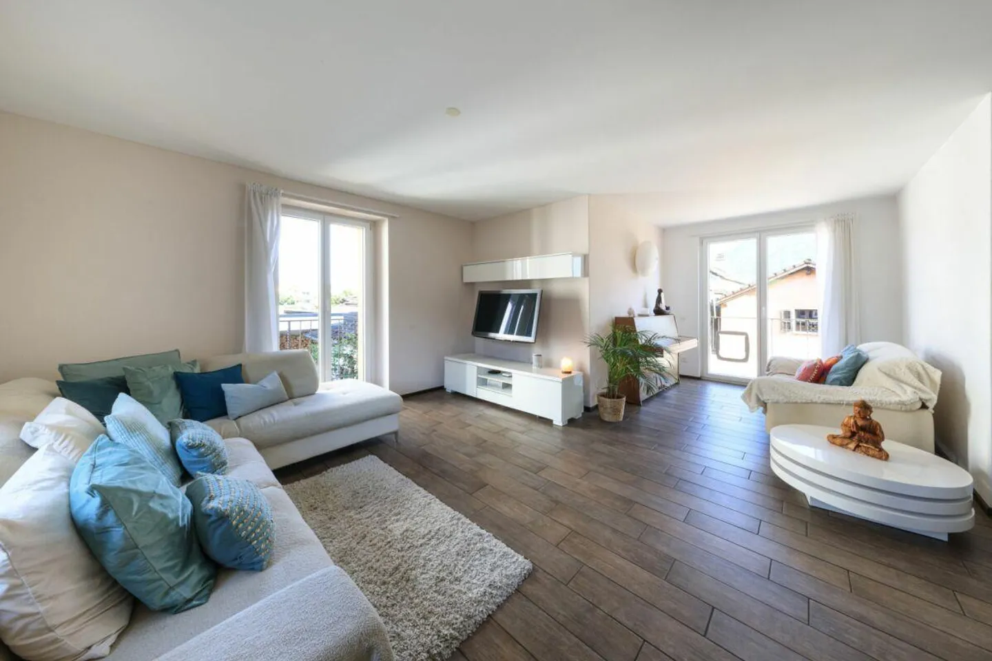 QUARTINO - Casa bifamiliare con due appartamenti - Foto 6 di 30