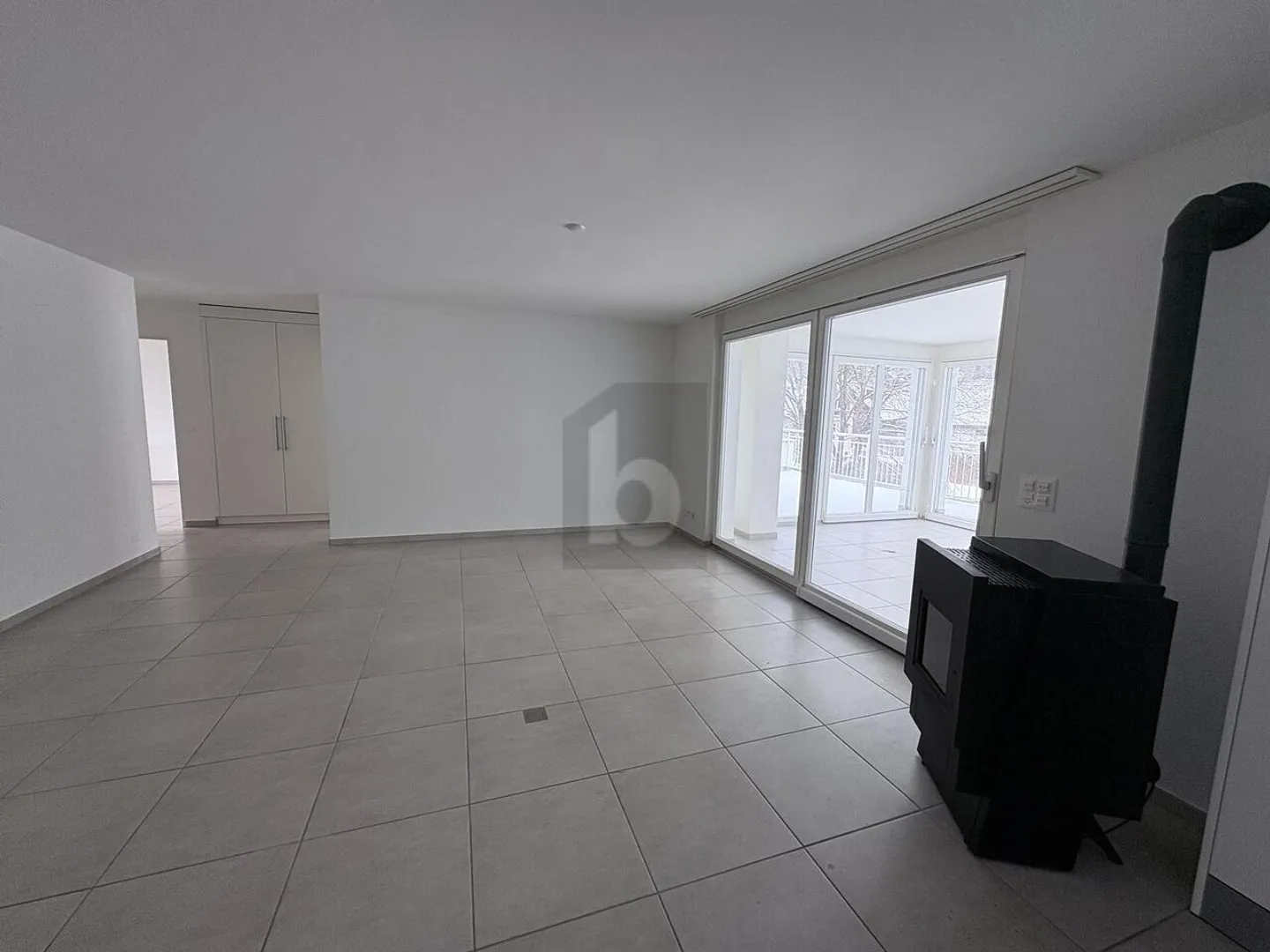 AVEC JARDIN D'HIVER ET TERRASSE - Photo 3 sur 6