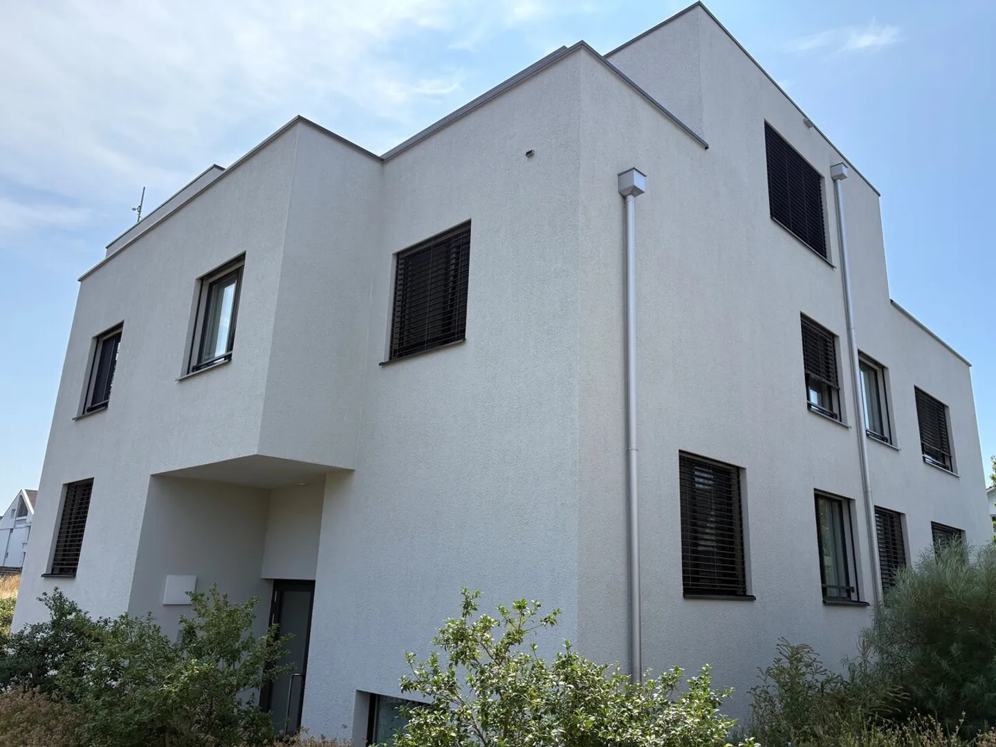 Modern 4.5-Room Apartment in Therwil - Photo 3 of 7