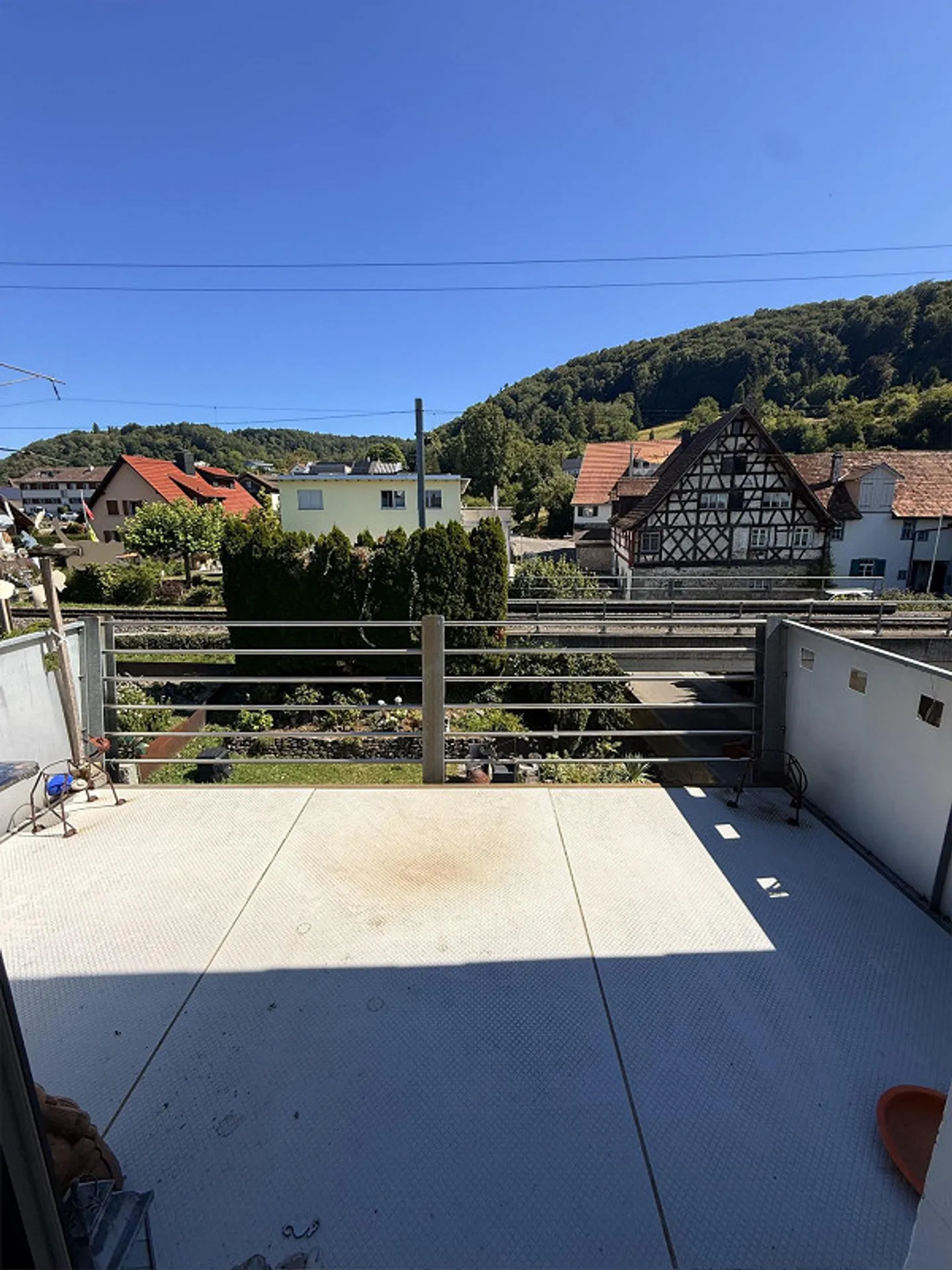 Spacious 6.5-room single-family house with garden in Berlingen - Photo 24 of 24