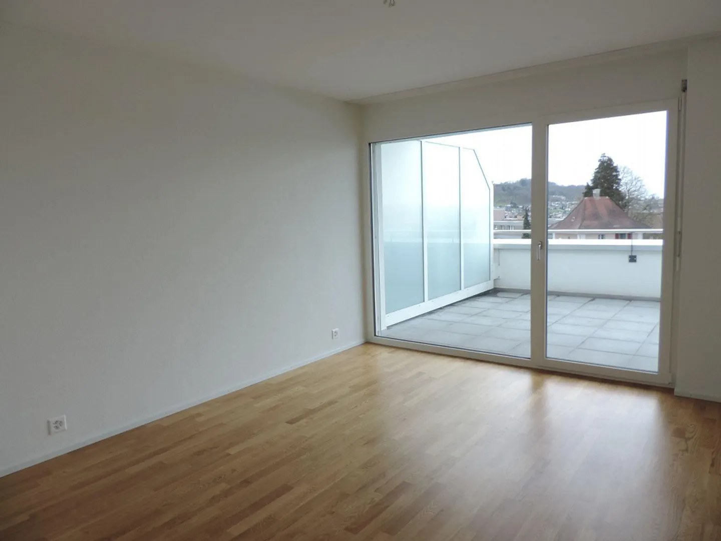Great Attic Apartment - Photo 6 of 10
