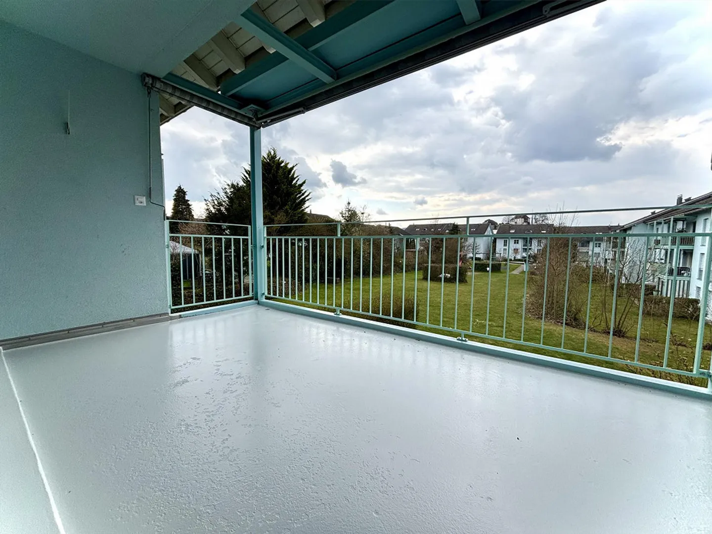 Freshly renovated, great location! Your new home? - Photo 9 of 9