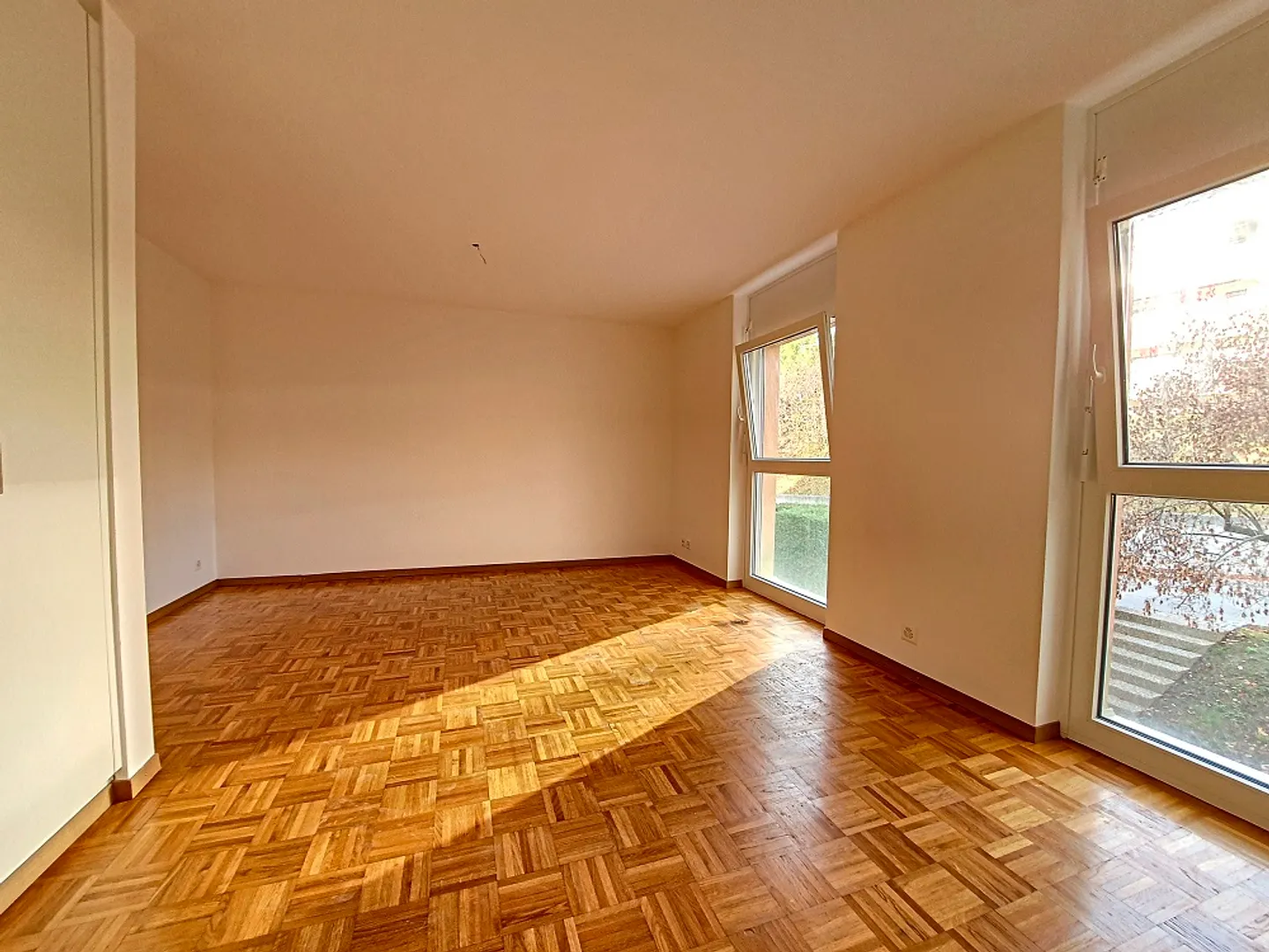 Appartement 1.5 pièces - Photo 2 sur 8