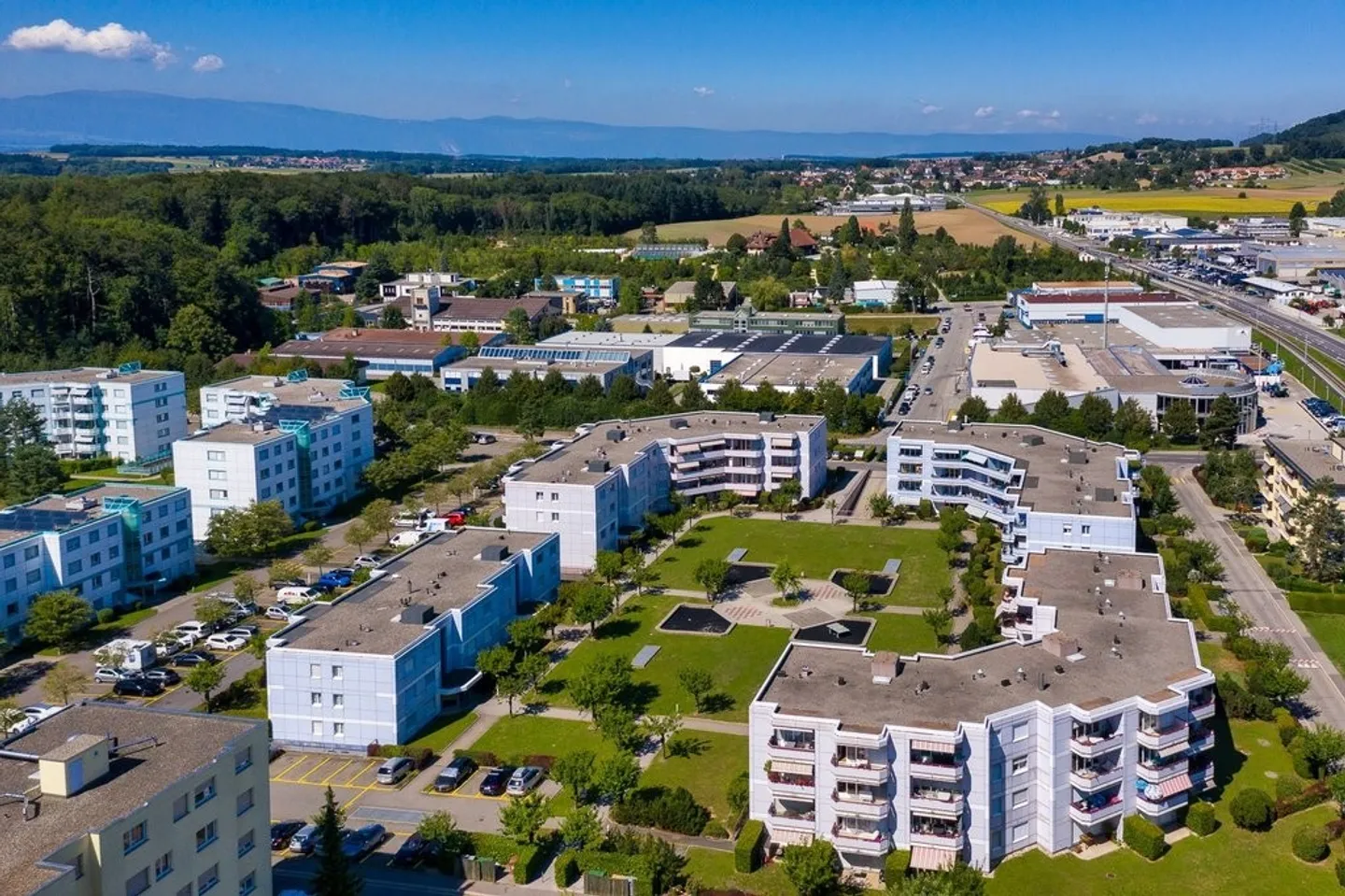 Incantevole appartamento di 2,5 stanze con una bella terrazza - Foto 2 di 4