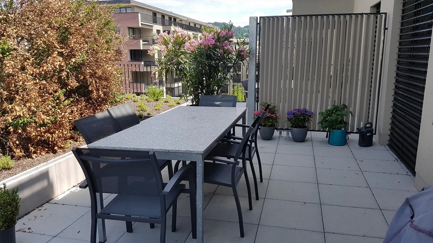 Modernes Apartment mit Terrasse - Foto 6 von 7