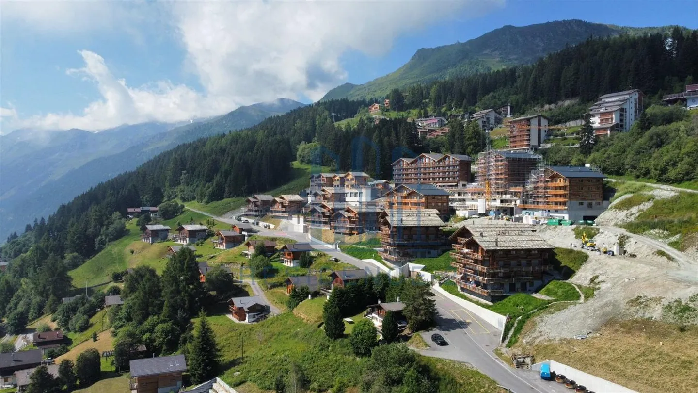 Magnificent Attic Penthouse 5.5 Rooms, Ski 4 Valleys - Thyon Les Collons - Photo 1 of 13