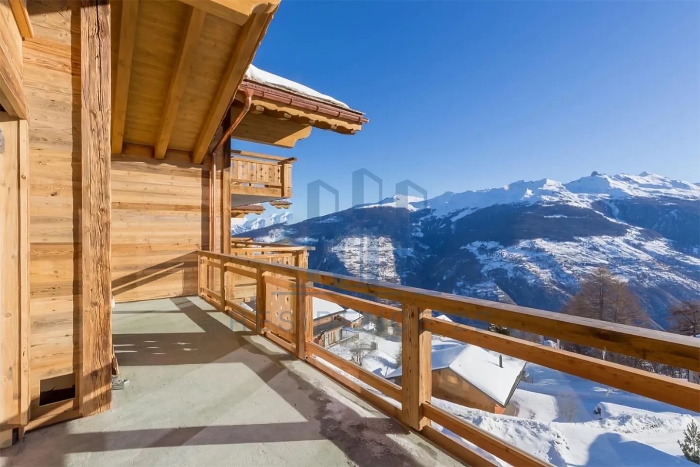Magnificent Attic Penthouse 5.5 Rooms, Ski 4 Valleys - Thyon Les Collons - Photo 2 of 13