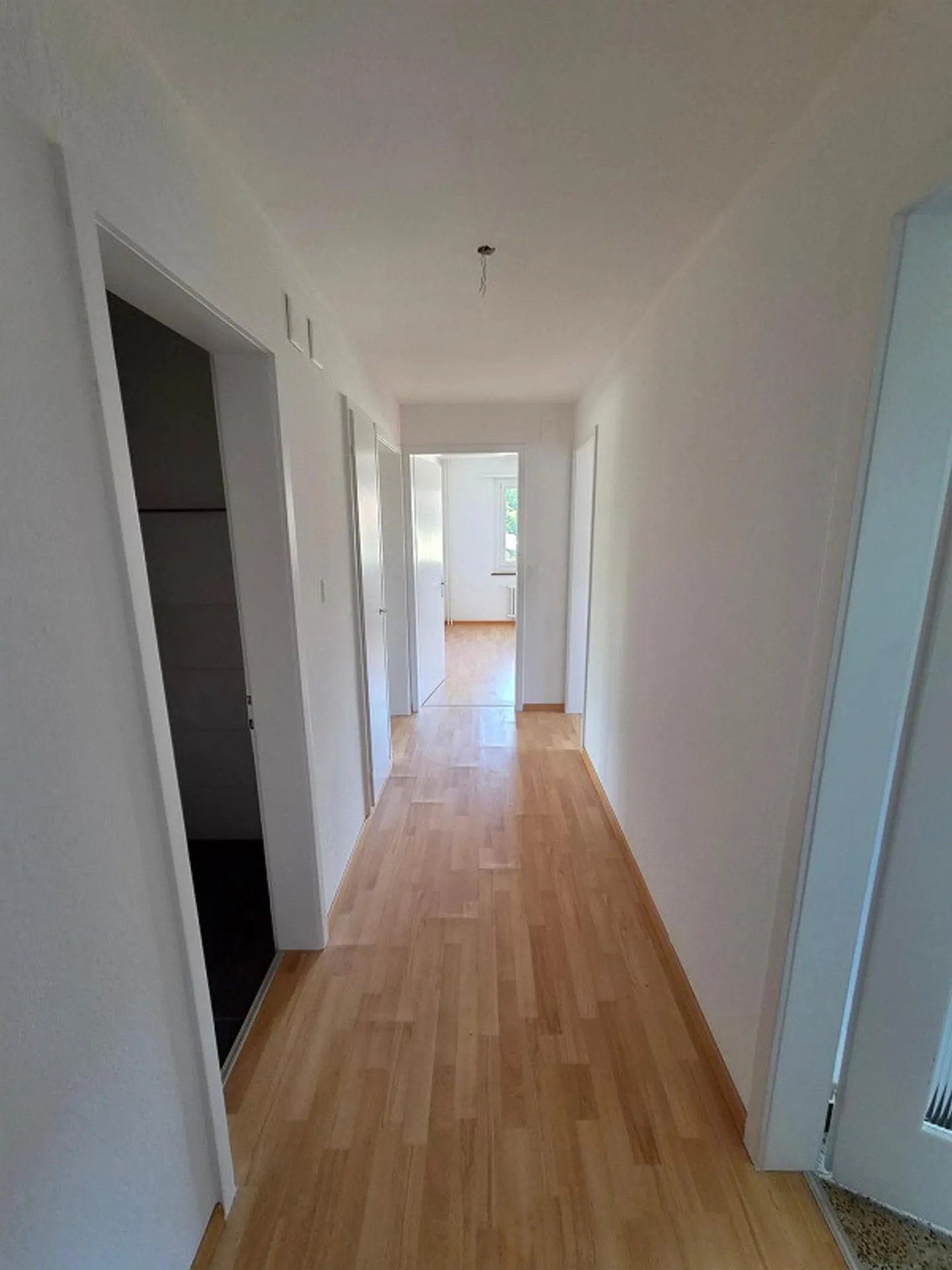 Helle 3.5-Zimmer-Wohnung in Schönbühl - Foto 2 von 7