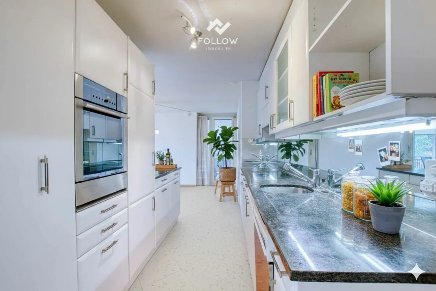 Light, Space and Quality of Life - Dreamy 4.5-Room Apartment in the Heart of Pieterlen - Photo 8 of 14