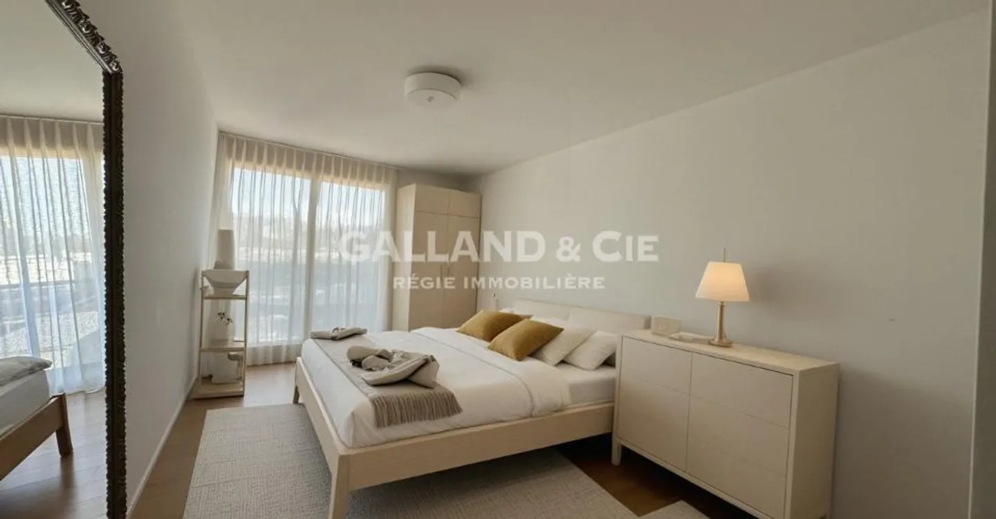 Lausanne - Nahe Chailly - Wunderschöne 3,5 Zimmer - ~132 m² Wohnfläche - Foto 3 von 6