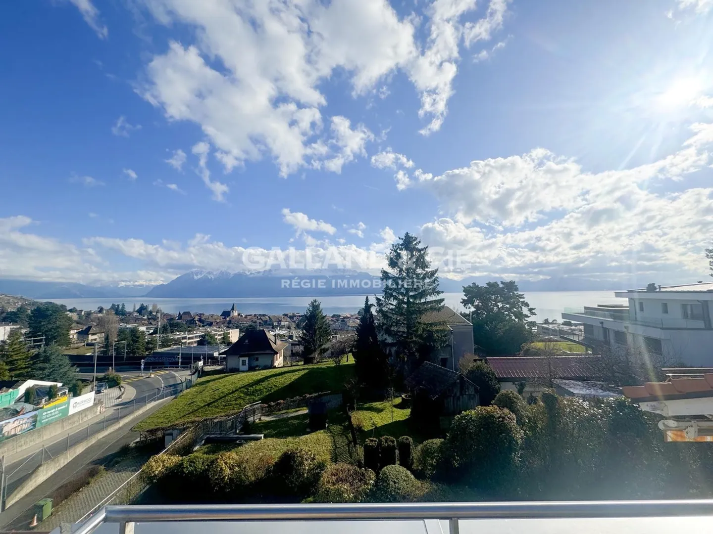 Appartement de 3.5 pièces au 2ème étage avec poêle suédois et grande terrasse. - Photo 7 sur 9