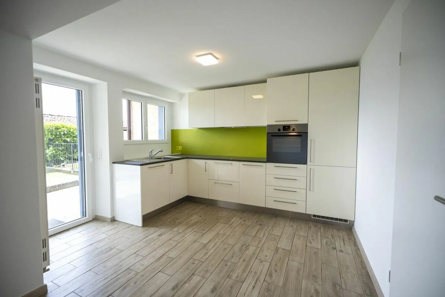 We are selling a beautiful 3.5-room house in Cademario - Photo 9 of 15