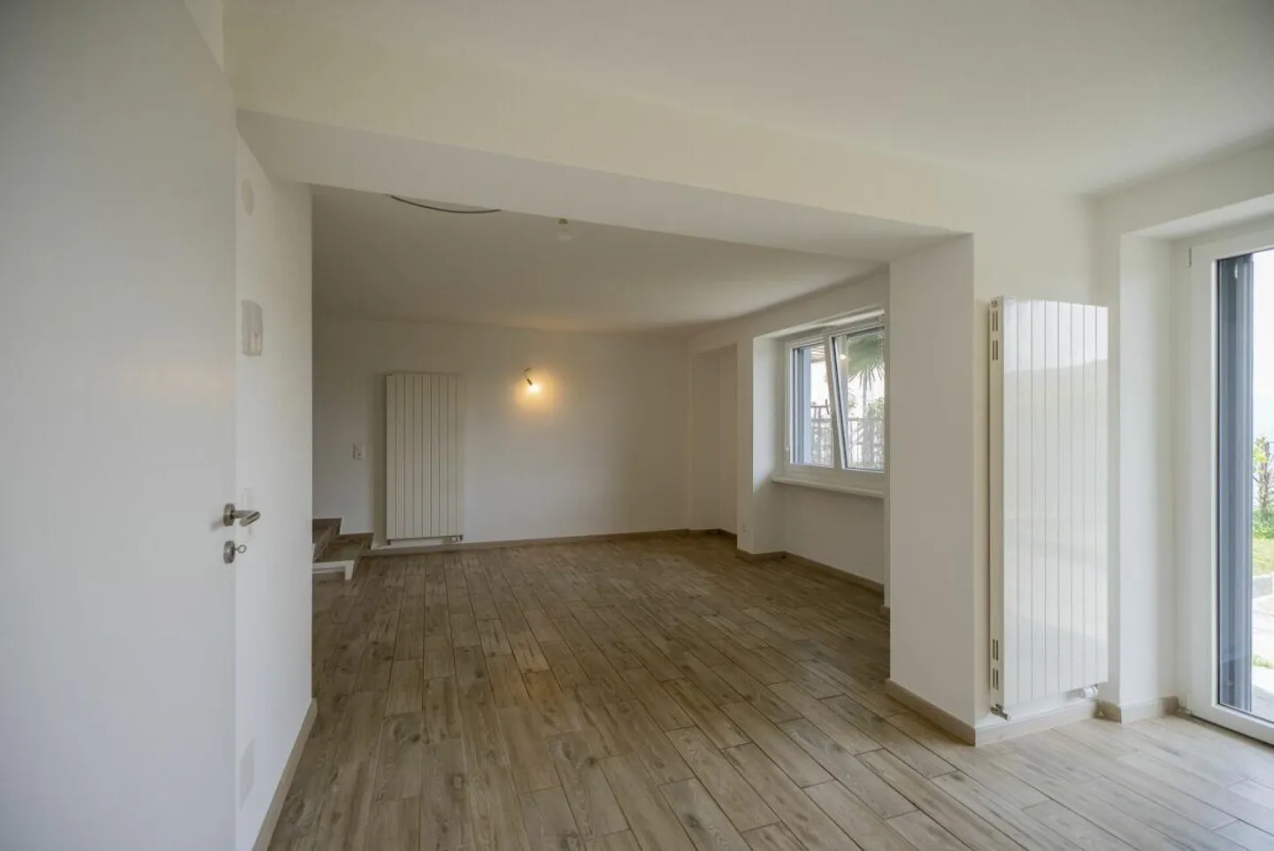 We are selling a beautiful 3.5-room house in Cademario - Photo 11 of 15