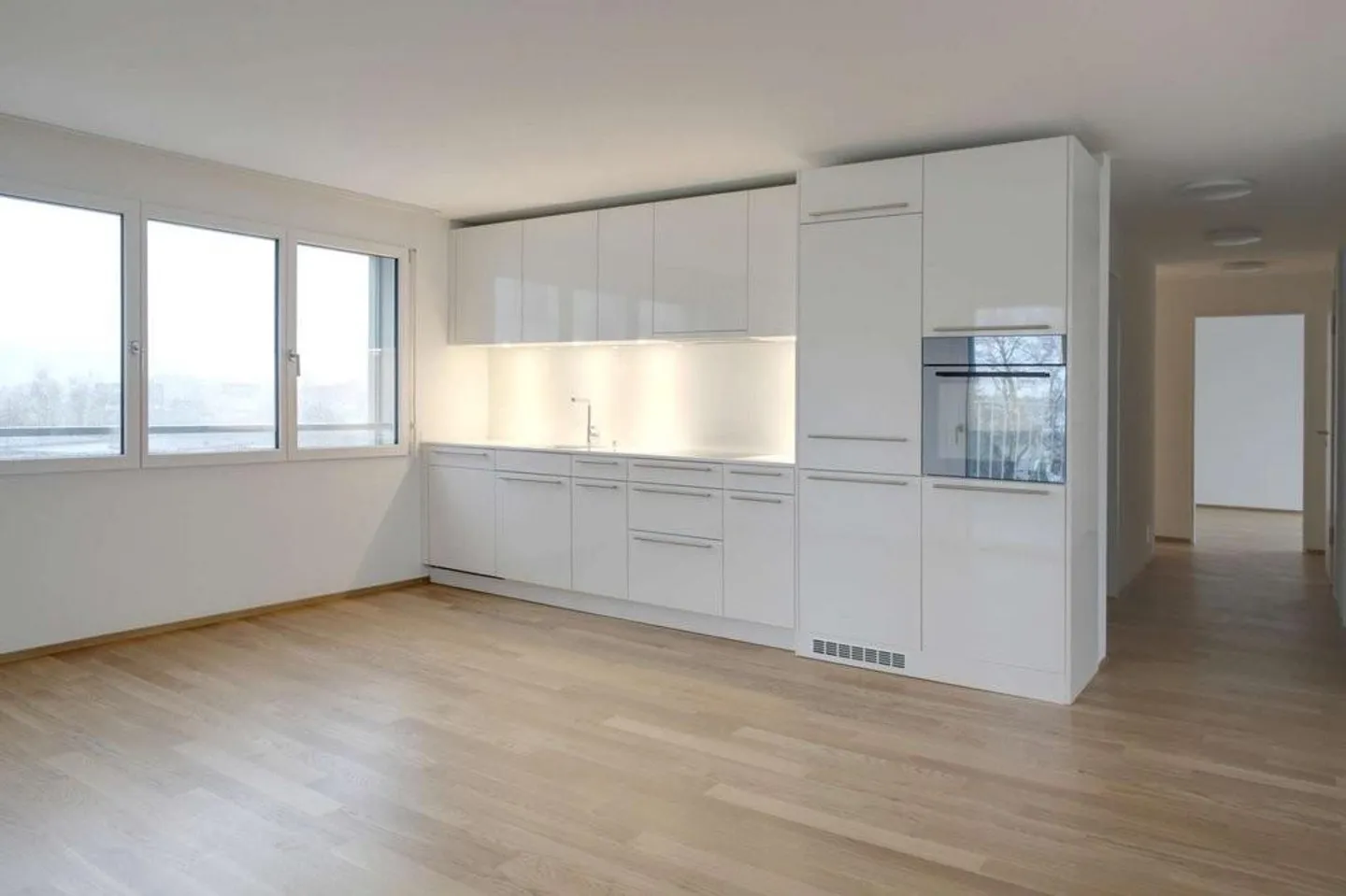 Appartamento moderno con vista sul castello ad Aarburg - Foto 2 di 8