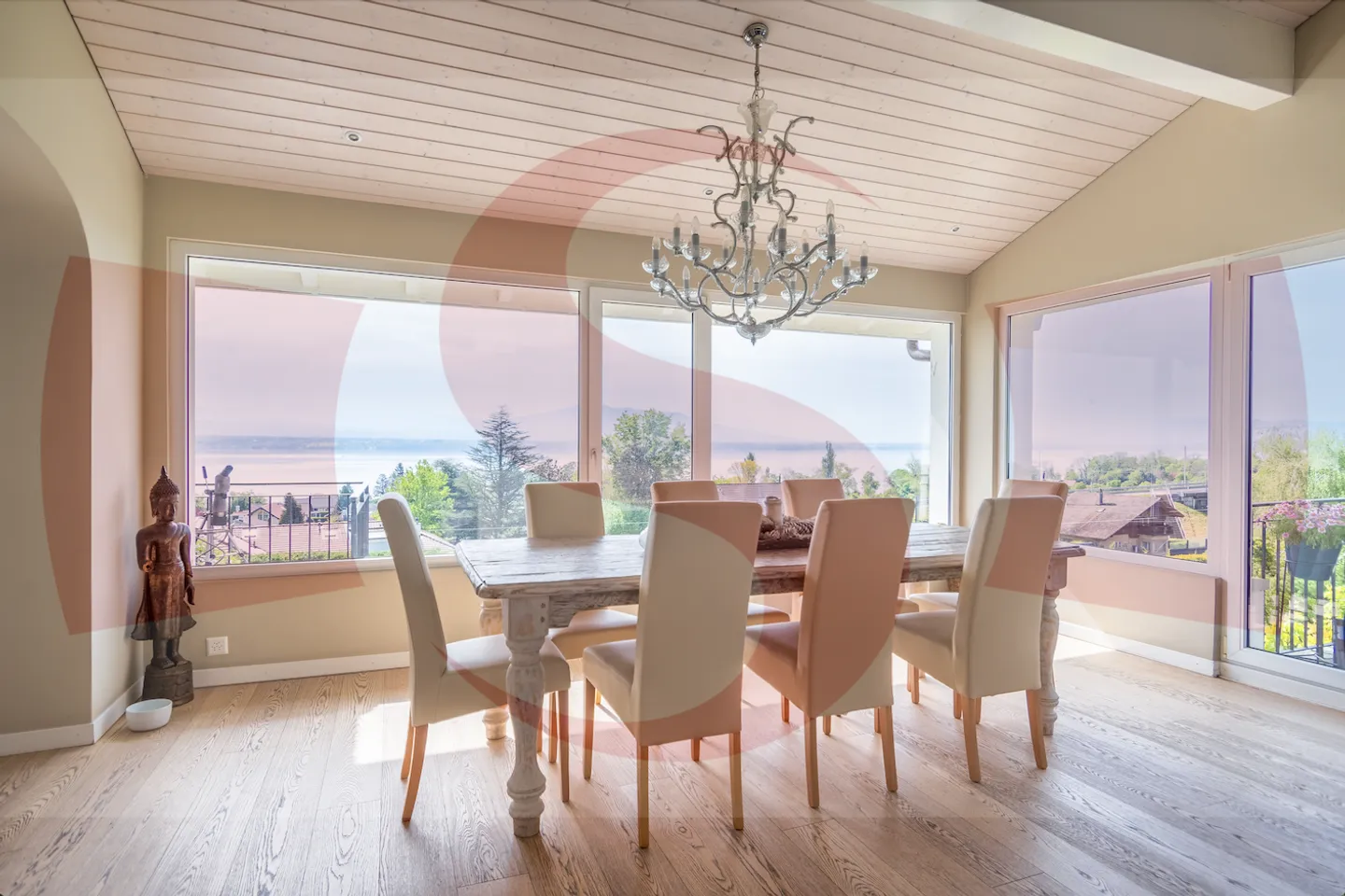 Un indirizzo eccezionale nel cuore di Nyon, a due passi dal lago. Townhouse di alta gamma - Foto 10 di 15