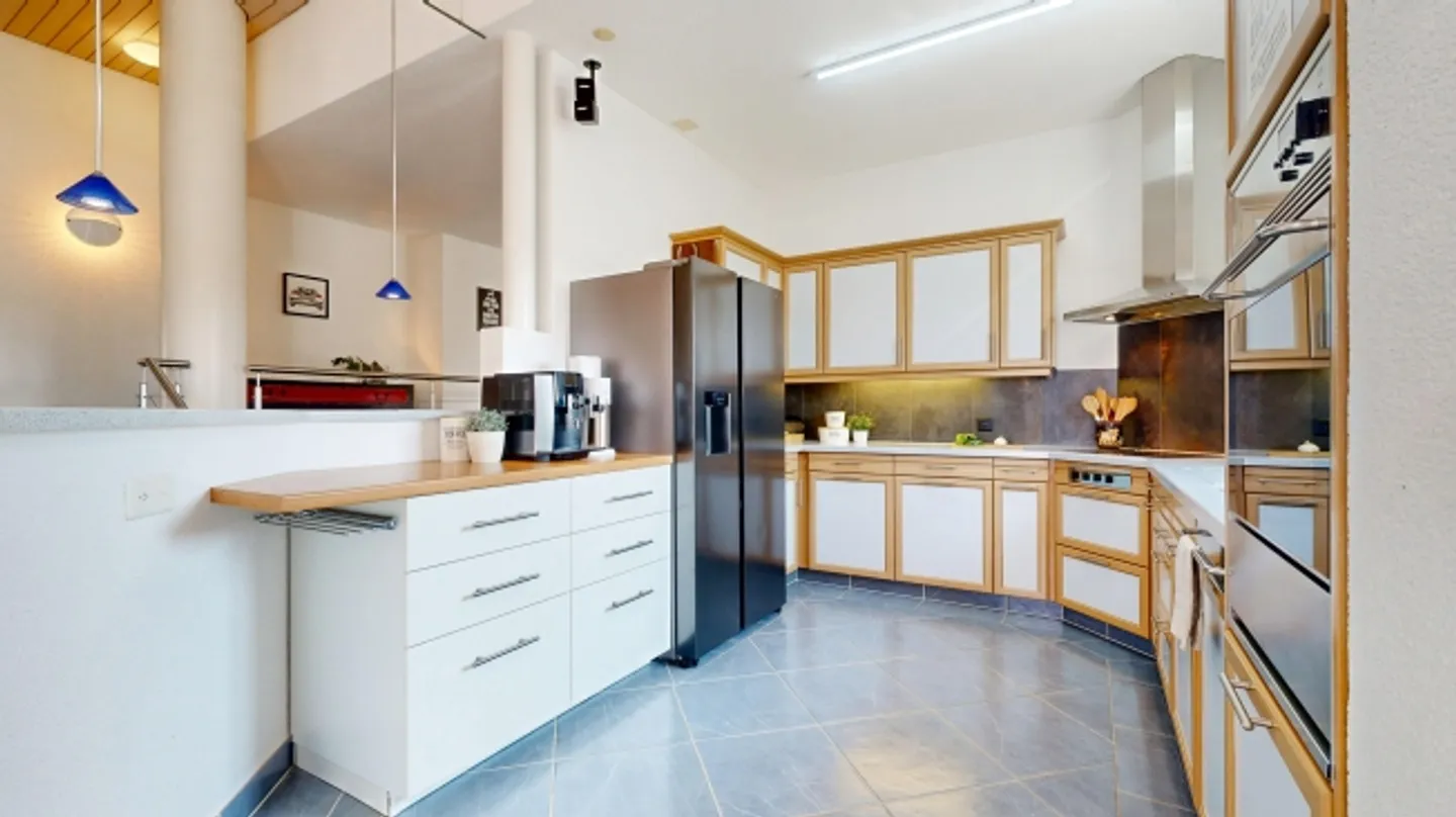 APPARTAMENTO PENTHOUSE SPAZIOSO - Foto 5 di 8