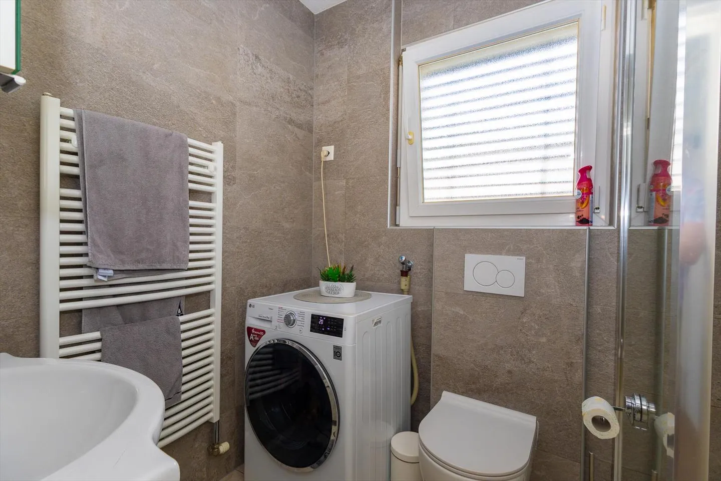 Penthouse mit 4,5 Zimmern in der Stadt Sierre - Foto 12 von 13