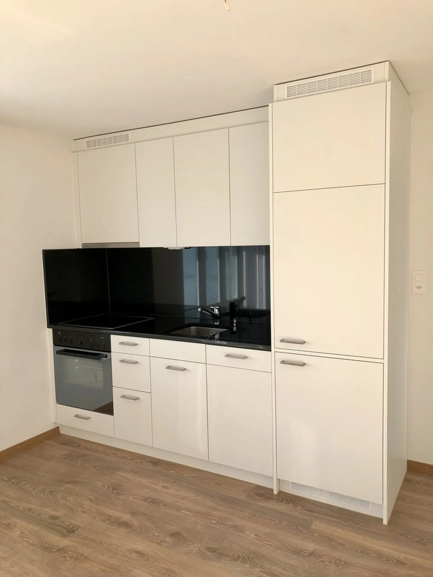 2-room apartment - Photo 2 of 5