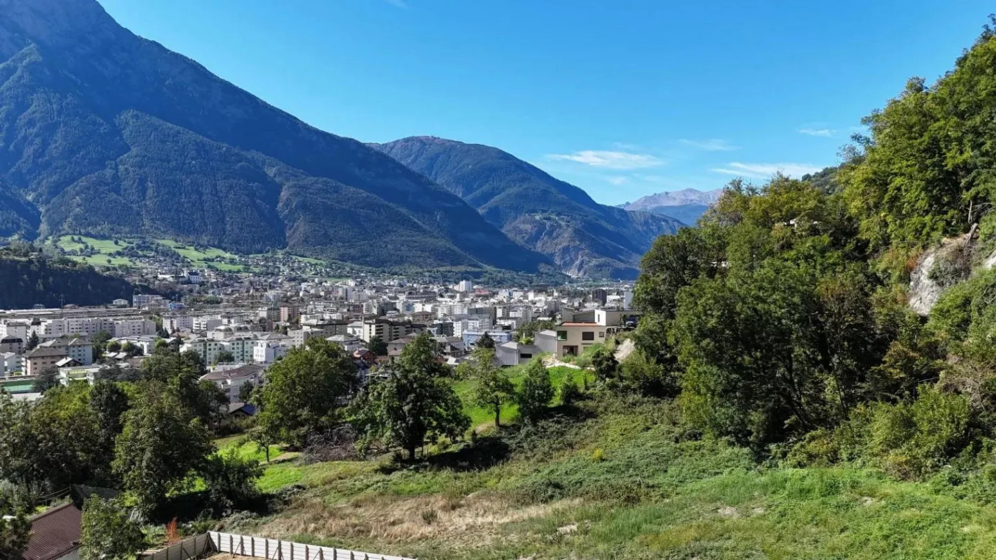 Sought-after building land above the Rhone Valley in Naters - Photo 1 of 8