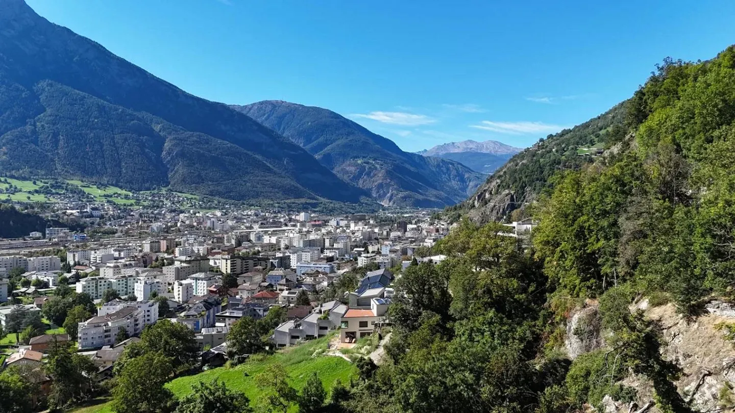 Sought-after building land above the Rhone Valley in Naters - Photo 3 of 8