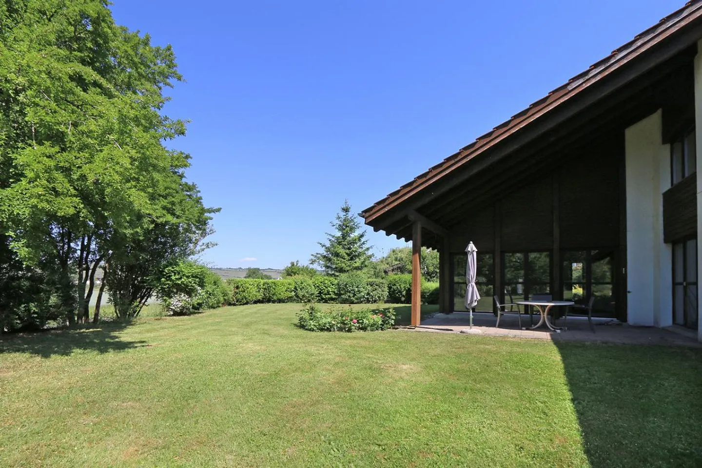 Family-friendly single-family home with large garden - Photo 9 of 26