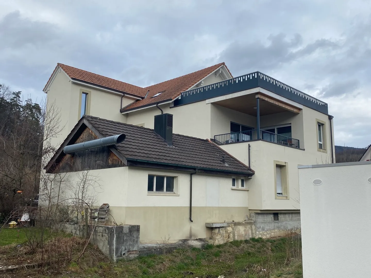 Edificio con 5 appartamenti completamente ristrutturati - Foto 13 di 14
