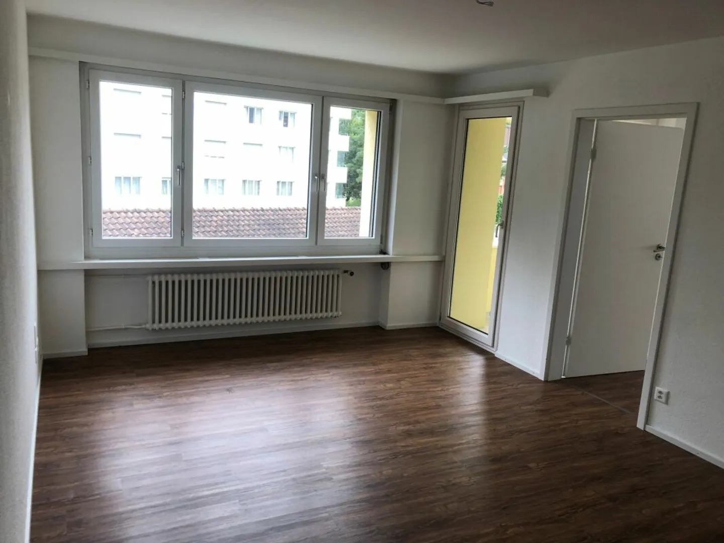 Modernes Apartment mit Bergsicht - Foto 4 von 12