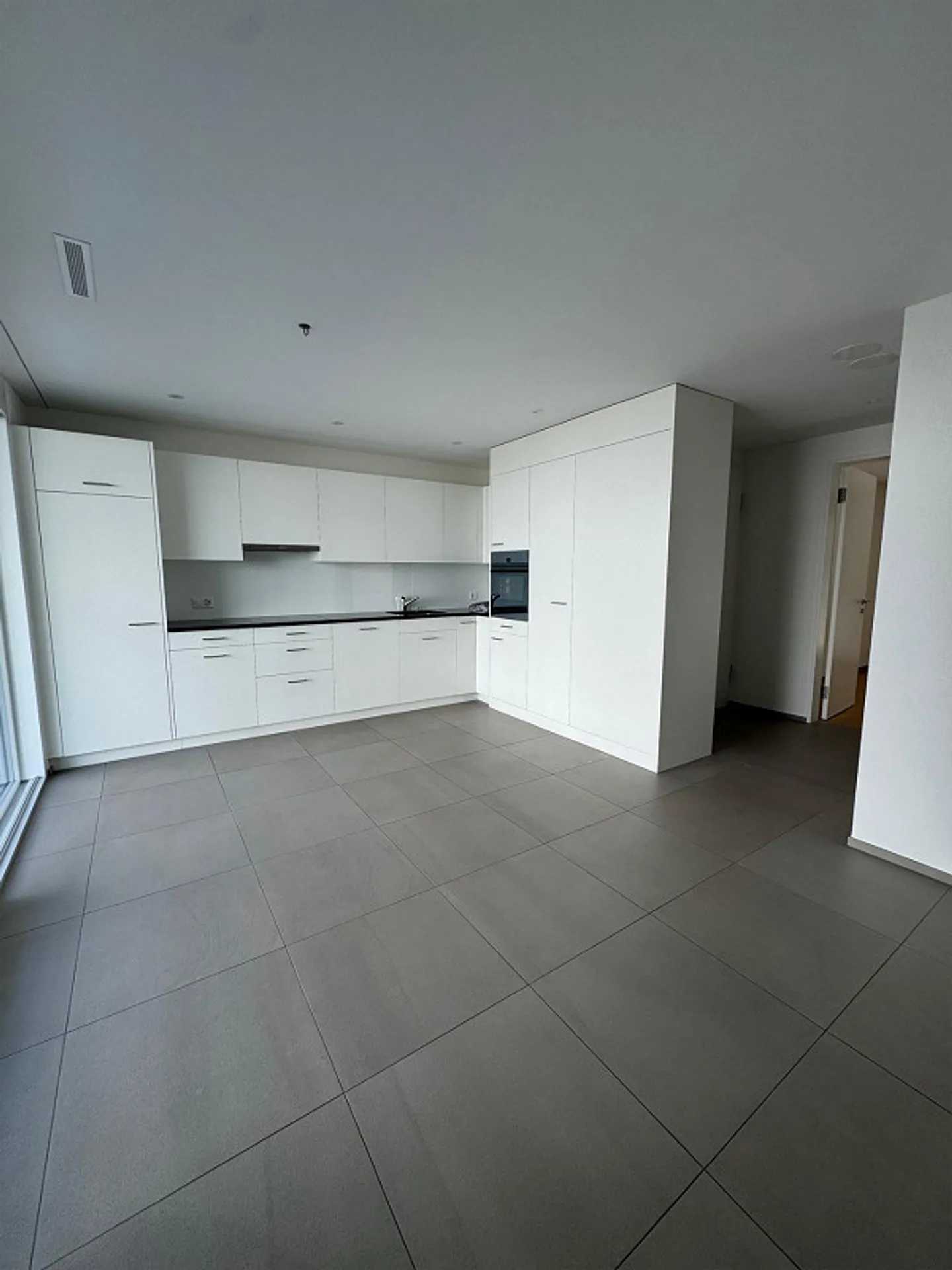 Bella appartamento di 2,5 stanze - Foto 2 di 8