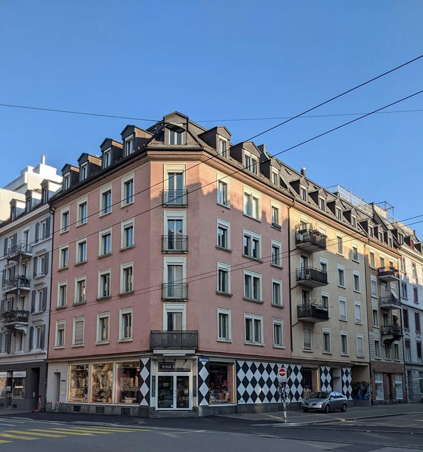 Geräumige Gewerbefläche zu Vermieten - Foto 1 von 12
