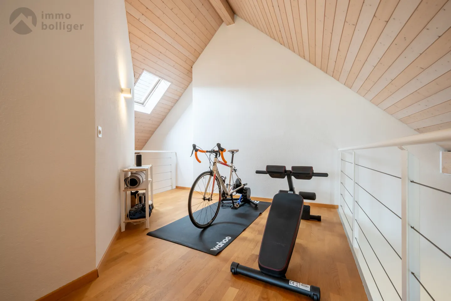 Light-Filled Maisonette Apartment with Private Garden - Photo 8 of 11