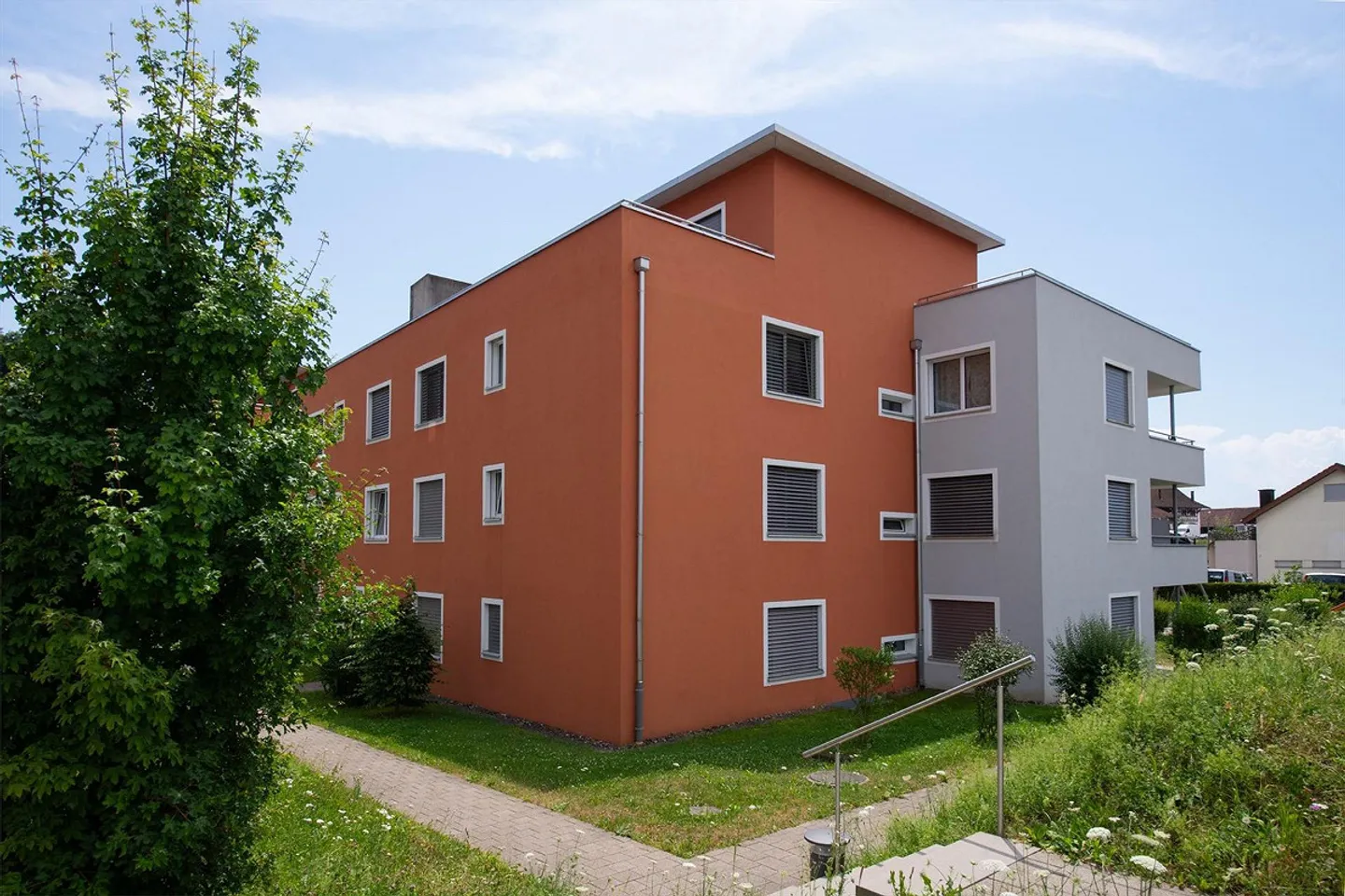 Modern Attic Apartment in Tagelswangen - Photo 1 of 9