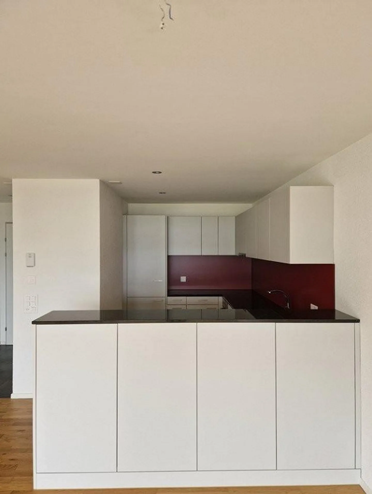 Quietly located 2.5-room apartment is looking for you! - Photo 2 of 7