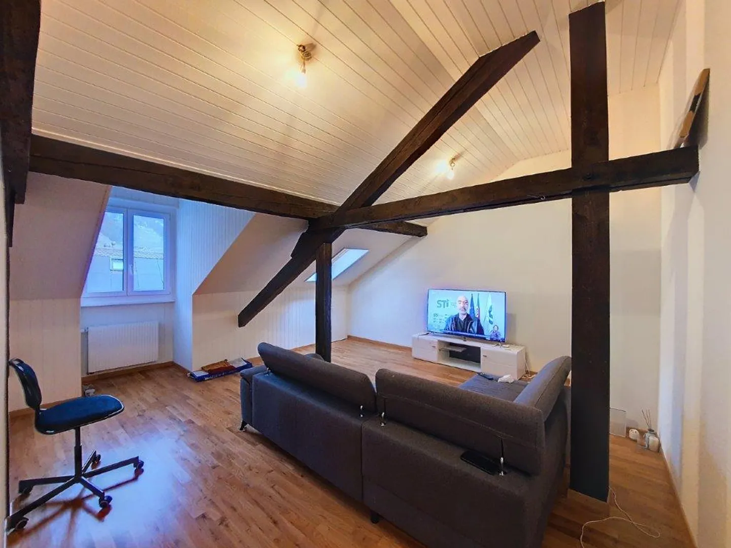 Dachgeschoss 3 Zimmer - Foto 2 von 7