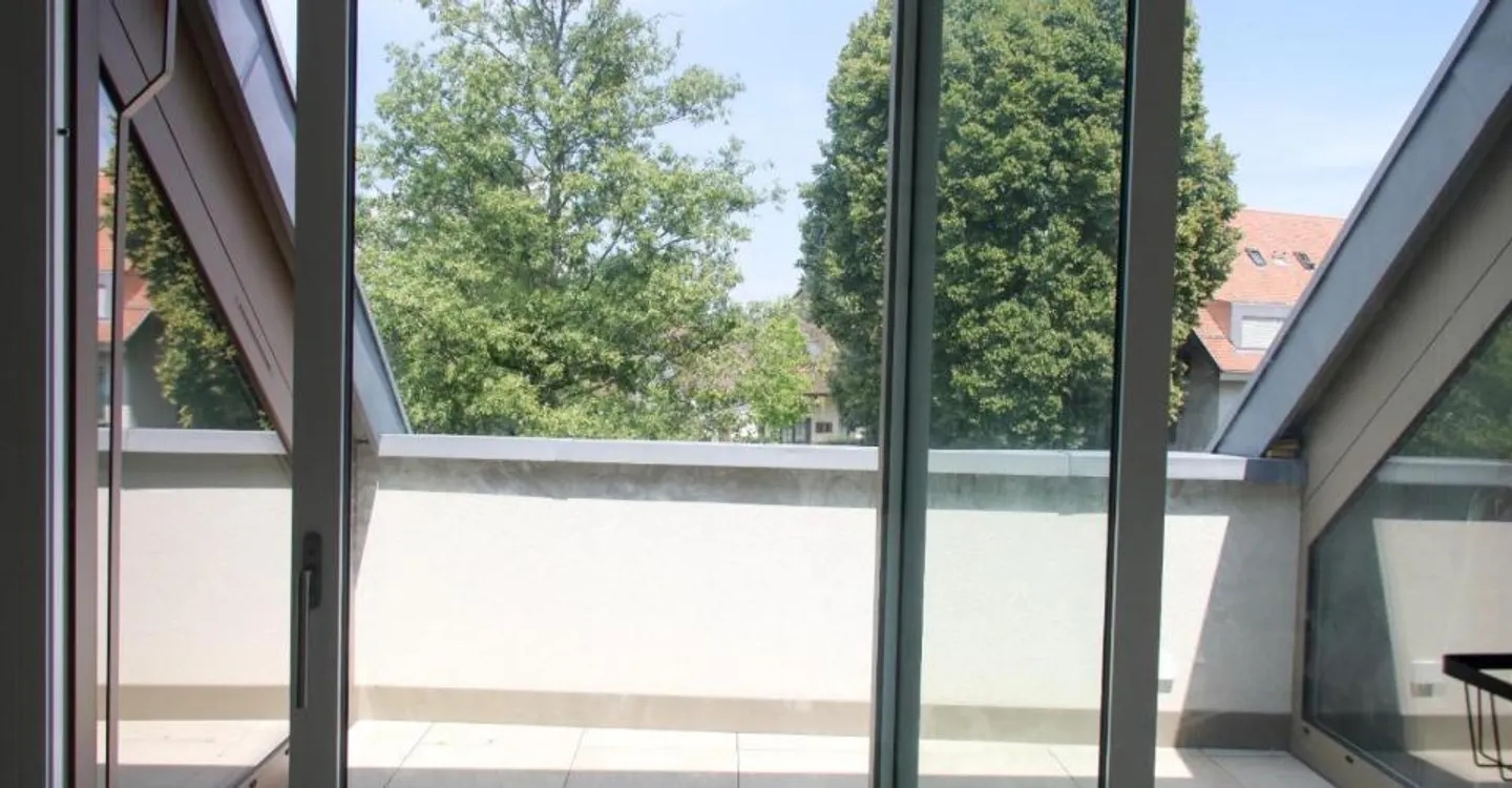 Magnifique appartement récent de 4.5 pièces aux combles à Eysins - Foto 3 di 9