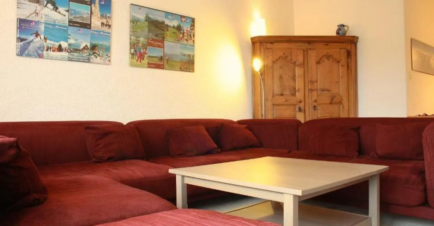 Appartement ensoleillé à Crans - Photo 2 sur 13