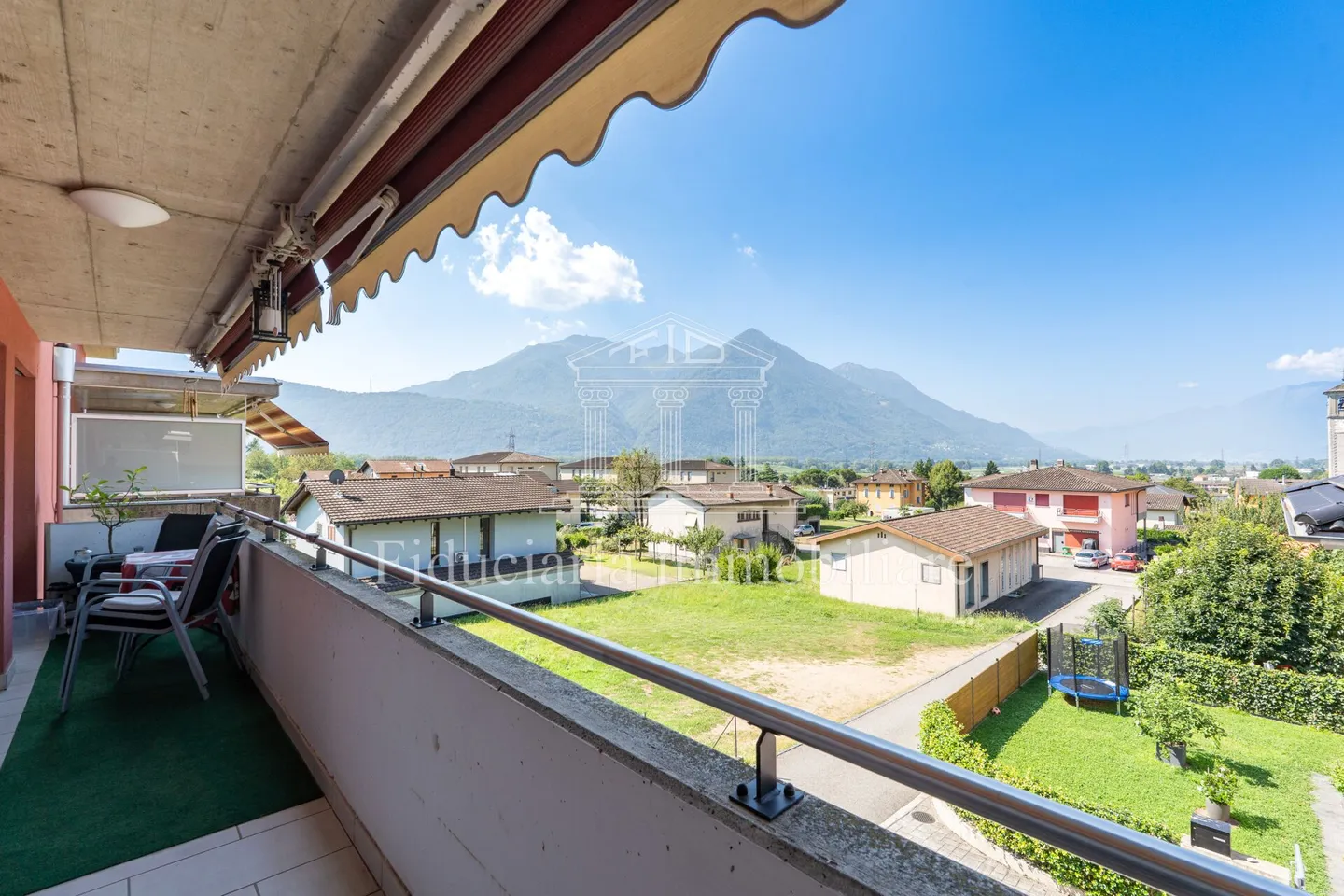 CUGNASCO-GERRA - La soluzione perfetta per chi ama la praticità - Foto 3 di 10