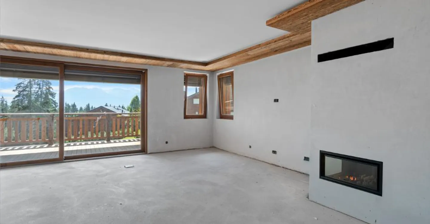 Exclusive primary residence in Plans-Mayens | View & ski-in - Ski-out - Photo 2 of 7