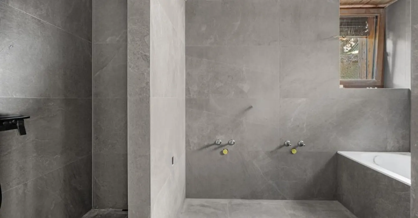 Exclusive primary residence in Plans-Mayens | View & ski-in - Ski-out - Photo 5 of 7