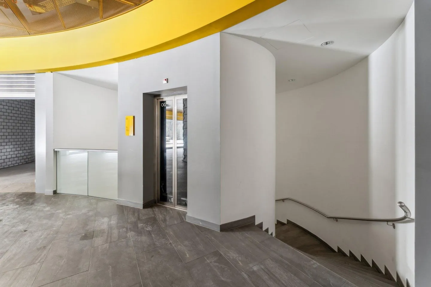 Small Space, Big Impact - Let Your Idea Move In! - Photo 7 of 8