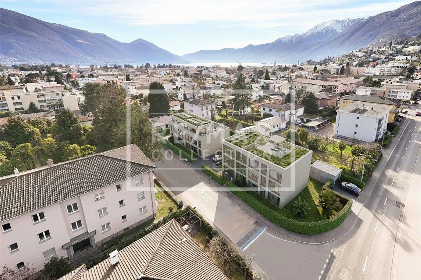 Investment. New residential complex with 3 apartments, including... - Photo 5 of 5