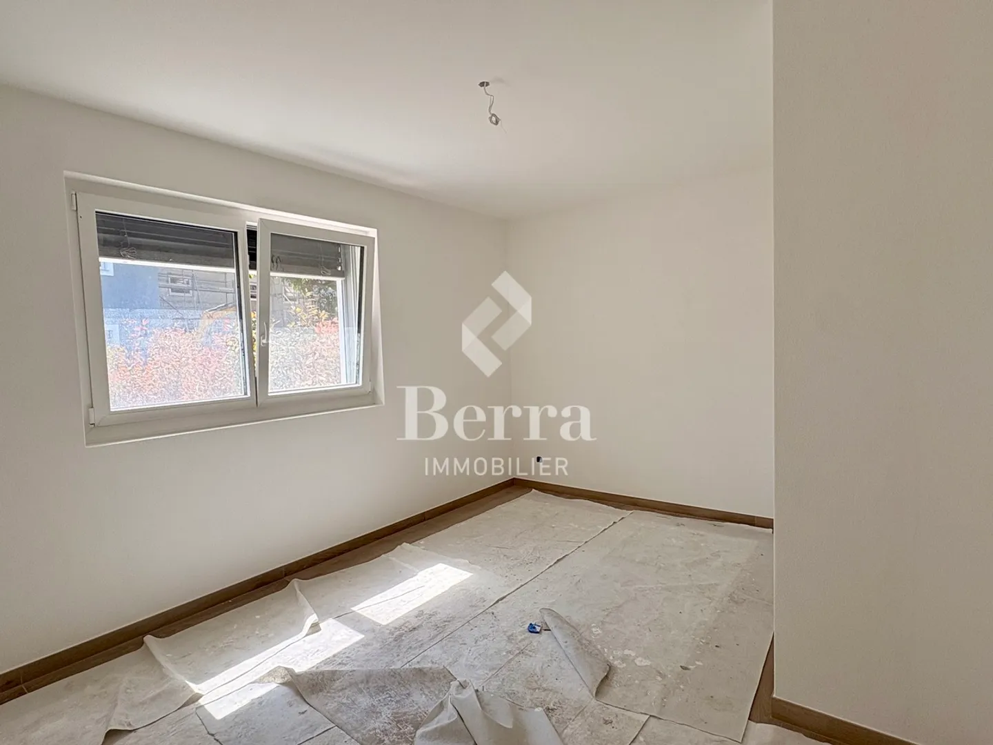 NEW!!! 2.5 room apartment! - Photo 6 of 11
