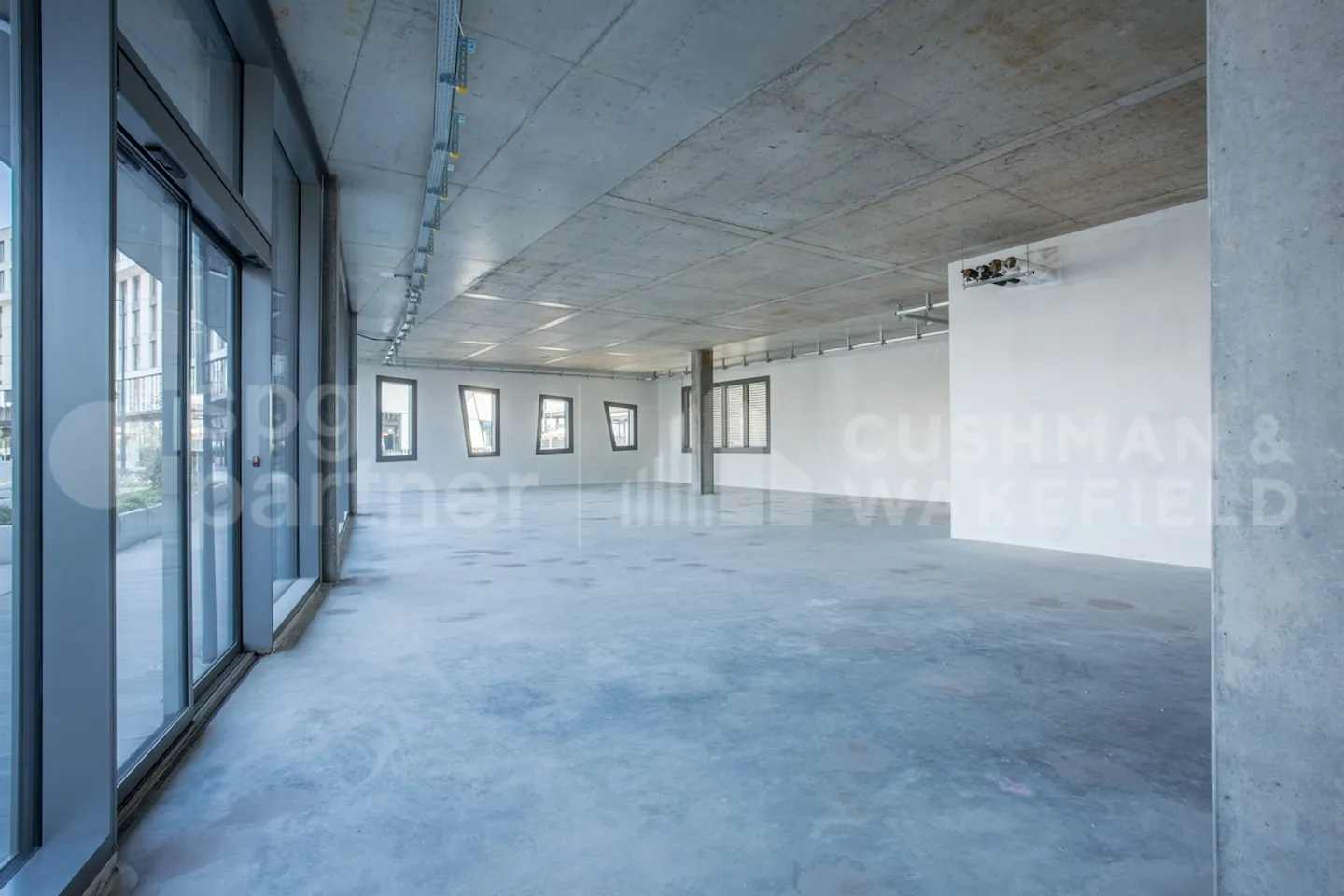 Atrium Park - Mixed-use spaces divisible from 300 m² - Photo 3 of 9
