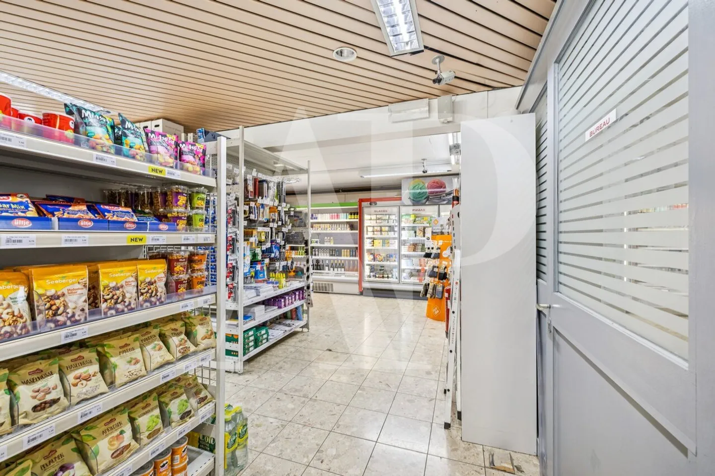 Espace Commercial à Champéry - Photo 9 sur 19