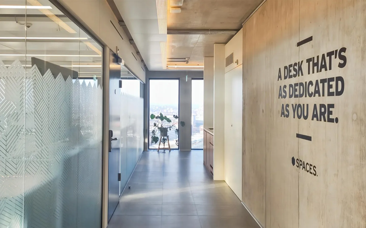 Uffici splendidamente arredati per 1 persona nello Spaces Grosspeter Tower - Foto 19 di 20